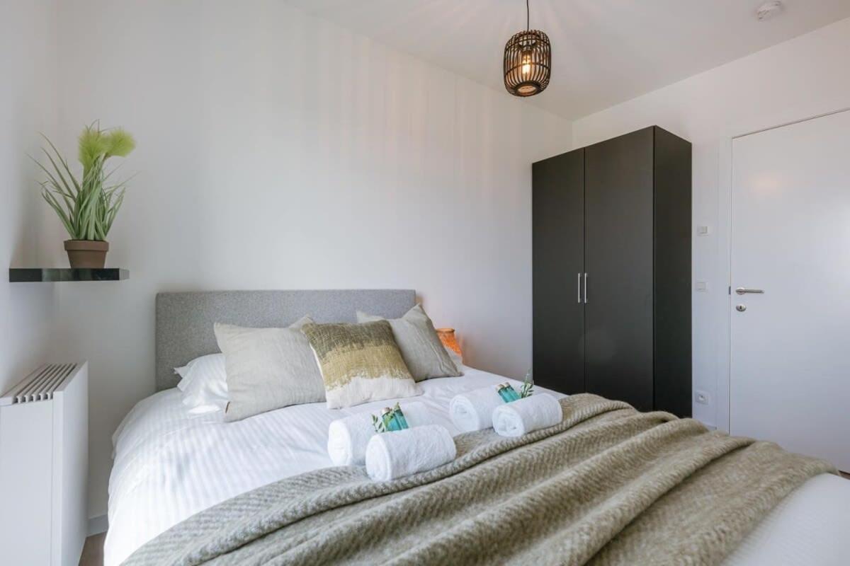 Huswell - Bright Apartment With Seaview Bredene Esterno foto
