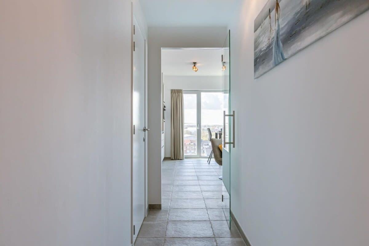 Huswell - Bright Apartment With Seaview Bredene Esterno foto